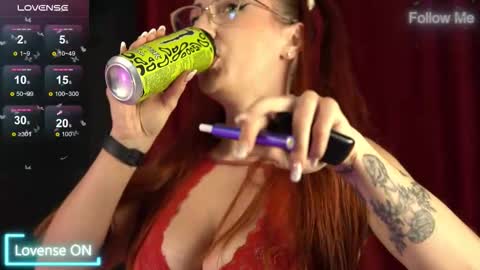 Snapshot of tracyix chatting on 11-04-25, 07:02 Tracy online show from 11-04-25, 07:02