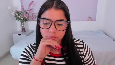 NIKOL online show from 02-22-25, 05:12