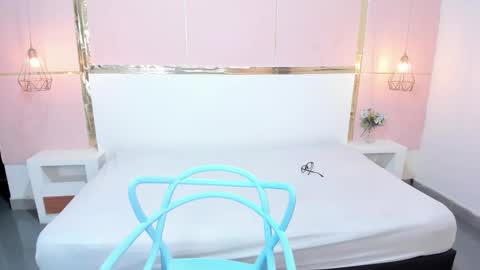 NIKOL online show from 09-15-25, 09:42
