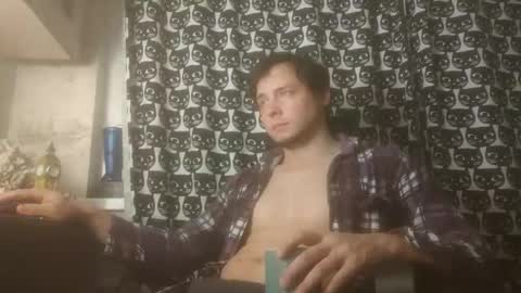 Snapshot of tradewm chatting on 11-06-25, 10:43 Trade4Life online show from 11-06-25, 10:43