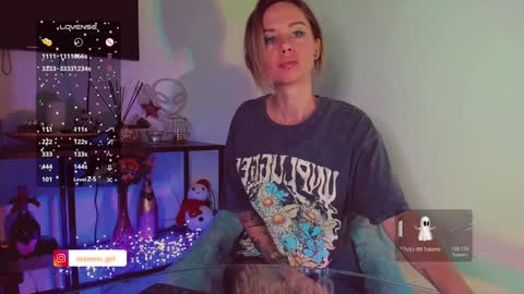 Hey my name is Kiri Kiri online show from 01-17-25, 08:33