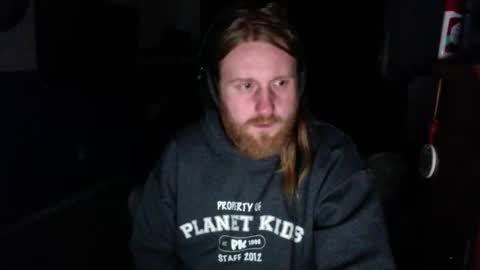 Snapshot of tragicallyhard chatting on 03-08-25, 01:50 tragicallyhard online show from 03-08-25, 01:50