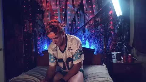 Snapshot of trailer_made chatting on 09-28-25, 02:50 Ethan Nash online show from 09-28-25, 02:50