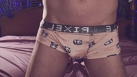 Snapshot of trailer_made chatting on 10-27-25, 03:21 Ethan Nash online show from 10-27-25, 03:21