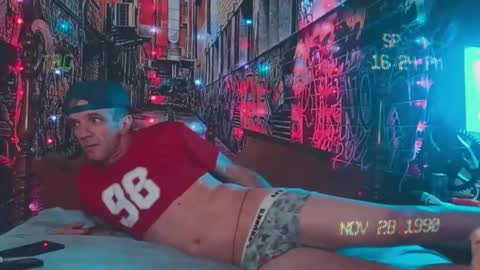 Snapshot of trailer_made chatting on 10-29-25, 06:04 Ethan Nash online show from 10-29-25, 06:04