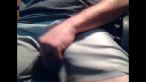 Snapshot of trainjunky chatting on 12-07-24, 11:12 trainjunky online show from 12-07-24, 11:12