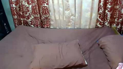 Gigi online show from 07-02-26, 06:47