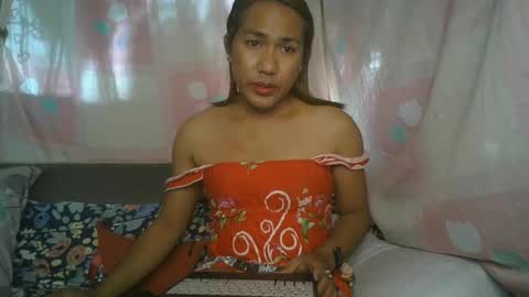 transhottie28 online show from 02-23-25, 01:13