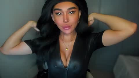 Snapshot of transnextdoor_ chatting on 12-26-24, 04:32 ALMIGHTY GODDESS VALENTINA online show from 12-26-24, 04:32