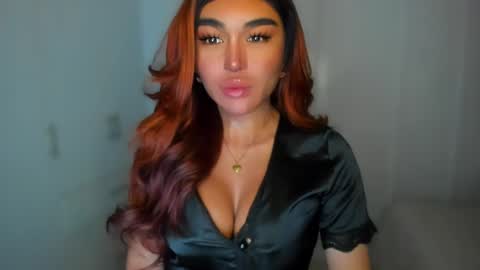 Snapshot of transnextdoor_ chatting on 01-07-25, 06:45 ALMIGHTY GODDESS VALENTINA online show from 01-07-25, 06:45