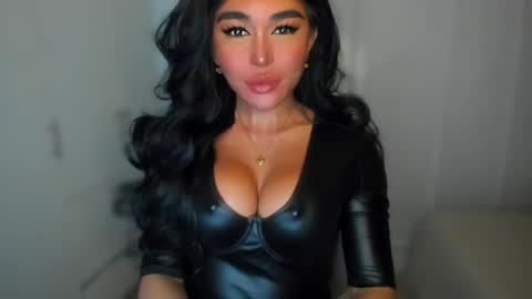Snapshot of transnextdoor_ chatting on 01-11-25, 08:10 ALMIGHTY GODDESS VALENTINA online show from 01-11-25, 08:10