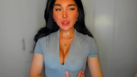 Snapshot of transnextdoor_ chatting on 01-24-25, 07:39 ALMIGHTY GODDESS VALENTINA online show from 01-24-25, 07:39