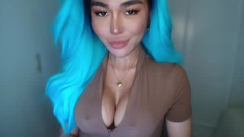 Snapshot of transnextdoor_ chatting on 01-27-25, 11:43 ALMIGHTY GODDESS VALENTINA online show from 01-27-25, 11:43