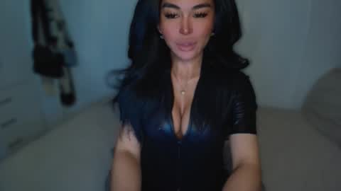 Snapshot of transnextdoor_ chatting on 03-01-25, 04:37 ALMIGHTY GODDESS VALENTINA online show from 03-01-25, 04:37