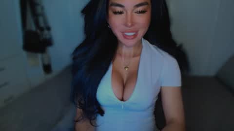 Snapshot of transnextdoor_ chatting on 03-07-25, 04:57 ALMIGHTY GODDESS VALENTINA online show from 03-07-25, 04:57