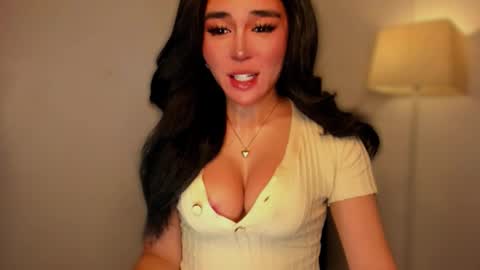 Snapshot of transnextdoor_ chatting on 09-17-25, 11:17 ALMIGHTY GODDESS VALENTINA online show from 09-17-25, 11:17