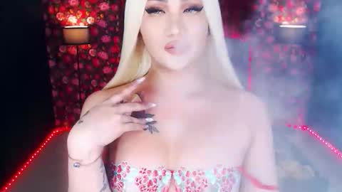 KYLIE BELLA  TS online show from 05-09-26, 02:17