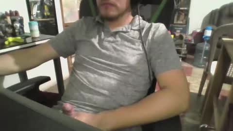 traveler_92 online show from 11-18-25, 03:23