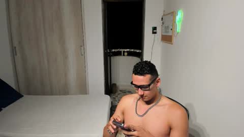 travis bakerr online show from 02-17-26, 01:24