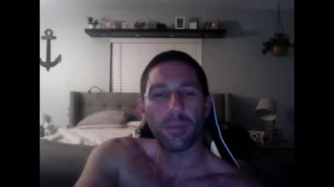 TravisKenn online show from 12-23-24, 01:40