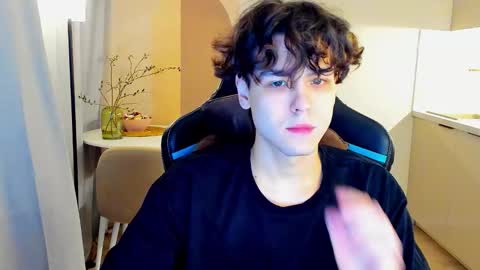 Snapshot of travisrivas chatting on 03-16-26, 01:33 travisrivas online show from 03-16-26, 01:33