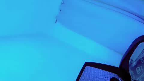 Snapshot of treatmelikeababe chatting on 02-09-25, 12:30 YOUR SLUT online show from 02-09-25, 12:30