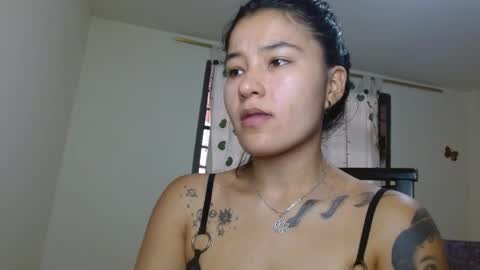 Snapshot of trebol_4 chatting on 04-11-26, 06:12 trebol_4 online show from 04-11-26, 06:12