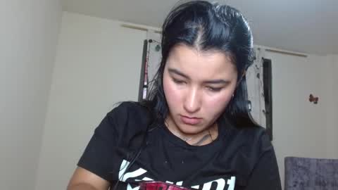 Snapshot of trebol_4 chatting on 04-22-26, 09:27 trebol_4 online show from 04-22-26, 09:27