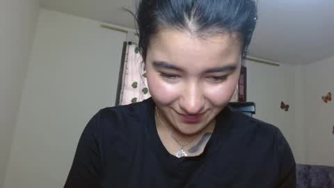 Snapshot of trebol_4 chatting on 05-25-26, 06:58 trebol_4 online show from 05-25-26, 06:58