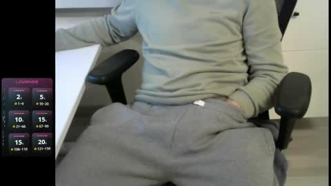 tree1989 online show from 04-02-26, 07:33