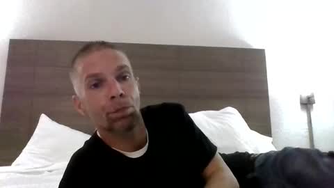 TreeBurner1 online show from 10-18-25, 05:14