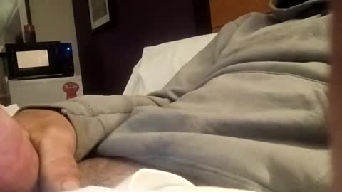 treedude303720 online show from 09-10-25, 10:54