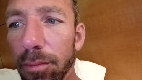 treedude303720 online show from 11-06-25, 10:32