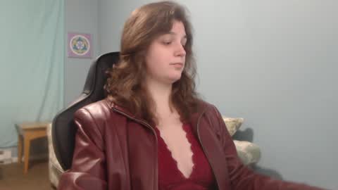 TreeJeanne online show from 01-20-25, 03:07