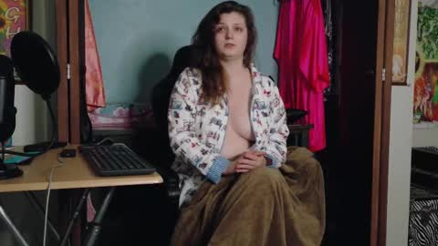 TreeJeanne online show from 09-21-25, 03:41