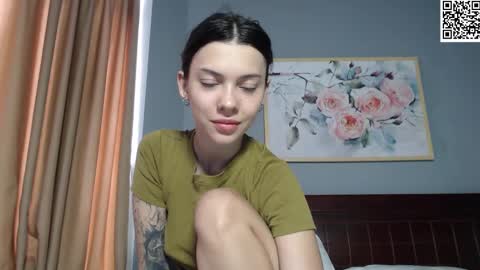 Snapshot of treezyny chatting on 02-20-25, 01:46 Sarah And Jon online show from 02-20-25, 01:46