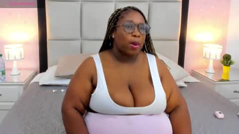 Treisy Vixen big ass online show from 07-01-26, 03:08
