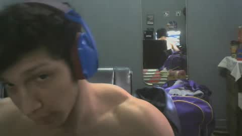 Snapshot of tremboman10 chatting on 08-09-26, 06:24 Trembo man online show from 08-09-26, 06:24