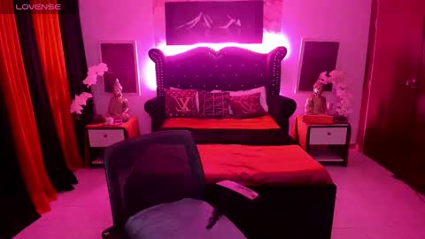 Jade online show from 12-09-24, 08:22