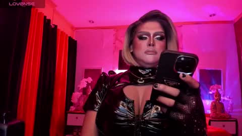 Jade online show from 12-17-24, 06:56