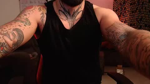 Snapshot of trevor_hilton_ chatting on 02-12-25, 01:41 trevor online show from 02-12-25, 01:41