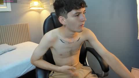 Snapshot of trevor_mob chatting on 03-17-26, 07:50 trevor_mob online show from 03-17-26, 07:50