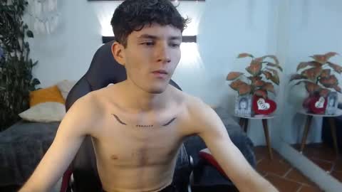 Snapshot of trevor_mob chatting on 03-25-26, 07:20 trevor_mob online show from 03-25-26, 07:20