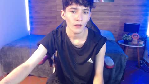 Snapshot of trevor_mob chatting on 03-31-26, 07:36 trevor_mob online show from 03-31-26, 07:36