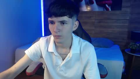 Snapshot of trevor_mob chatting on 04-04-26, 07:55 trevor_mob online show from 04-04-26, 07:55