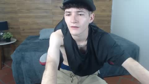 Snapshot of trevor_mob chatting on 04-13-26, 08:36 trevor_mob online show from 04-13-26, 08:36