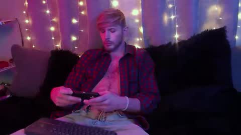 Snapshot of trevtone6 chatting on 02-01-26, 10:30 Trev Tone online show from 02-01-26, 10:30