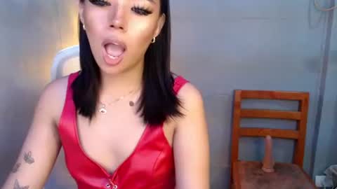 trexie_fucks15 online show from 02-21-26, 11:55