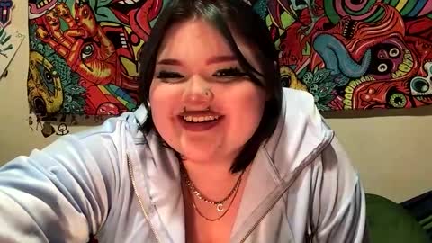 Snapshot of trhothoney chatting on 12-09-24, 05:07 Trixie online show from 12-09-24, 05:07