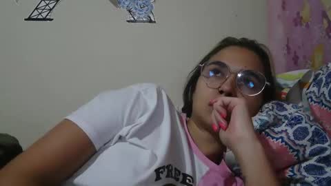 Snapshot of triana_bell chatting on 04-19-26, 12:11 triana_bell online show from 04-19-26, 12:11
